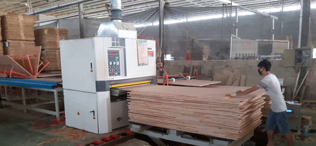 quy trình sản xuất ván ép