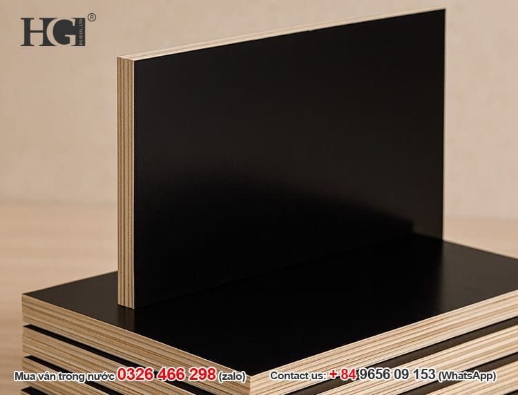 ván ép phủ phim đen